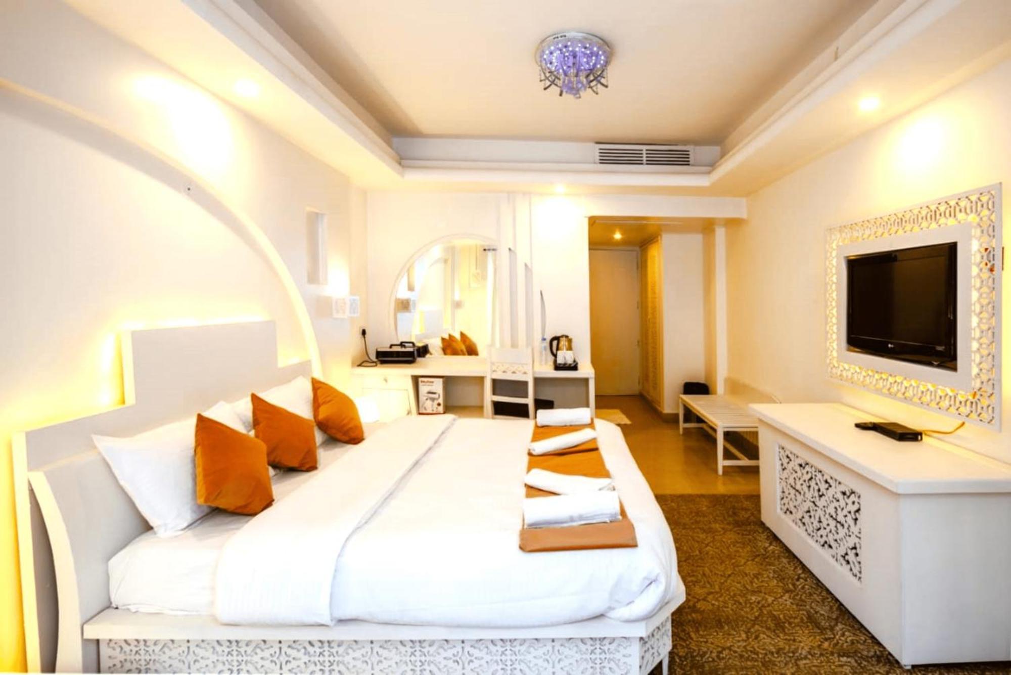 Hotel Snow Princess Маналі Екстер'єр фото